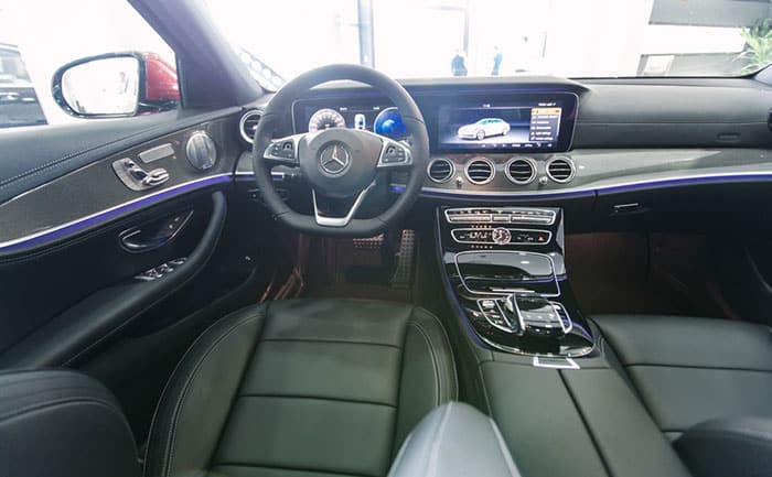 Mercedes-E300-AMG-2018