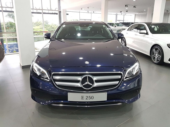 Mercedes E250 giá bao nhiêu?